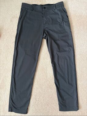 Men's Charcoal Gray Casual Chino Pants